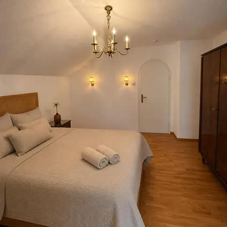 Casa Di Rosi Schechen